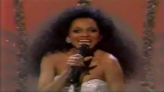 Diana Ross Chain Reaction At 13th Annual AMA&#39;s 1986