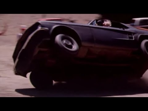 The Dukes of Hazzard 1979 | Scenes from "The Days of Shine and Roses" | Bo puts on a stunt display |