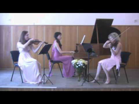 Fleur De Lis Trio