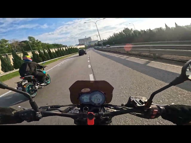 The Benelli leoncino 500