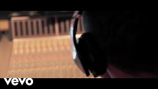 Swissivory - How We Roll ft. Papoose, C-Tru, Spits Nelson