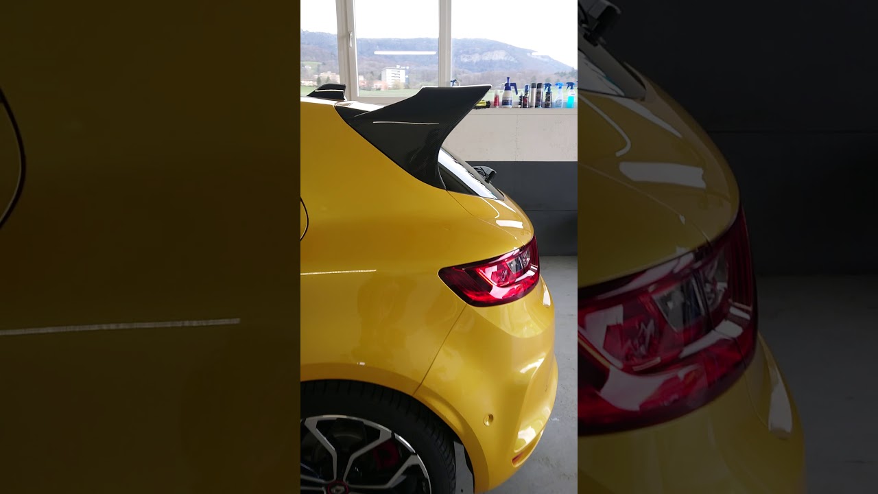 Carbon Fiber Rear Wing Megane 4 RS