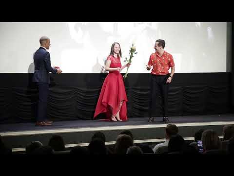 Ku'damm 59-Premiere: Trystan Pütter und Jerry Hoffmann tanzen Rock'n'Roll // UFA FICTION