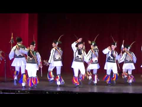 04 Călușarii din  Romos    Hunedoara, Dansuri   Călușarul, Romana și Banu Mărăcine