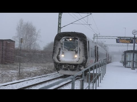 Tåg i Mörrum: Snö på spåren Del 8/ Snökaos vid Mörrums station