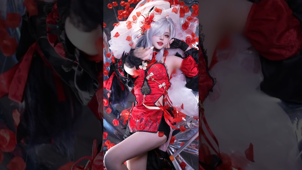 Shenhe in red dress ♥️ #genshinimpact #shenhe #cosplay #fyp