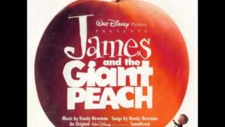 James and the Giant Peach - 03 Eating the peach