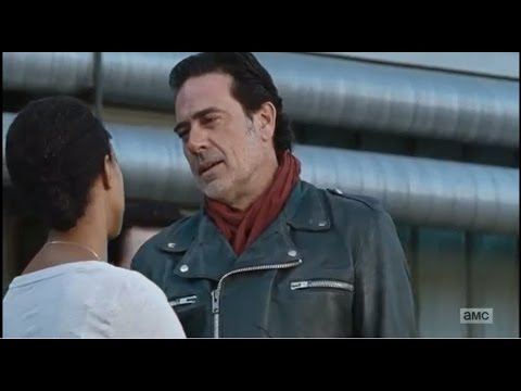 The Walking Dead 7x16 - Sasha Dies And Attacks Negan
