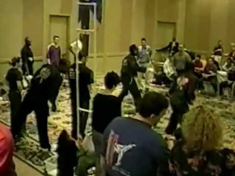 Cayanne Mayes vs  Trevor Nash 2003 Amerikick