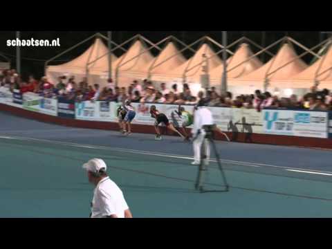 Dames vechten op aflossing