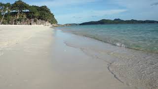 preview picture of video 'The relaxing view and sound of soft waves at Malcapuya Island white sand beach in Coron, Palawan'