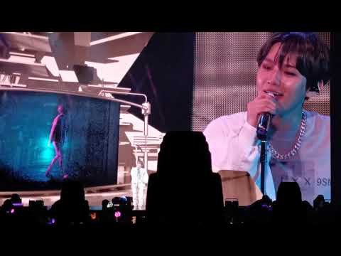 SuperM | Baekhyun Betcha/UN Village