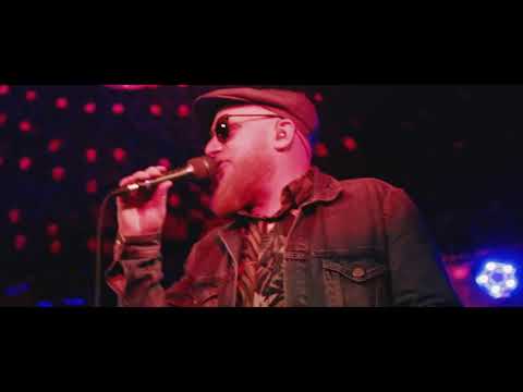 Flo Mega - Für Die Ganze Familie (Live Version)