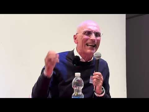 Chris Williamson at the Antifascist International Video-Thumbnail von YouTube