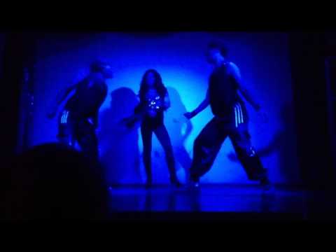 Priscilla Bullok - Britney Spears - Till The World Ends HD