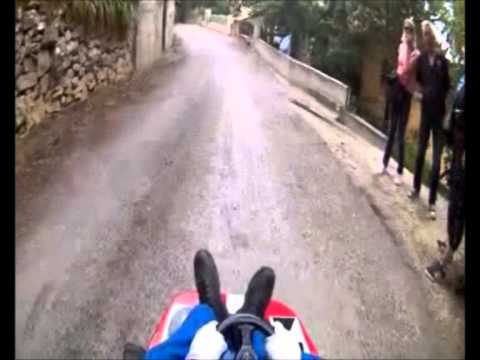 download lagu mp3 mp4 Asa Corbieres, download lagu Asa Corbieres gratis, unduh video klip Asa Corbieres