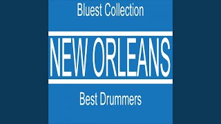 Groovin' the Minor (feat. Mezzrow, Bechet Quintet)