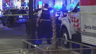 Man shot during attempted Gold Coast carjacking; critical condition