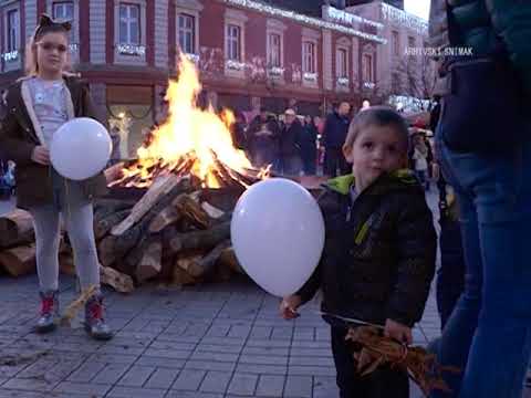 Proslava Badnje večeri na gradskom trgu u Smederevu