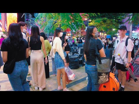 🇹🇭 Bangkok Night Walk on Siam Square Walking Street in November | City Ambiance | 4K HDR