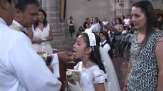 preview picture of video 'Primeras comuniones colegio Manuel Fulcheri de Zamora Michoacán'