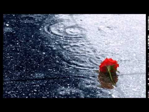 Thể hiện bởi Xuân Phú