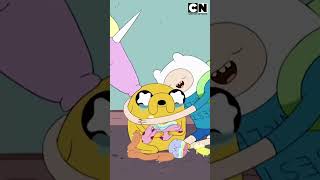 Jake se Convierte en Papá | Hora de Aventura LA