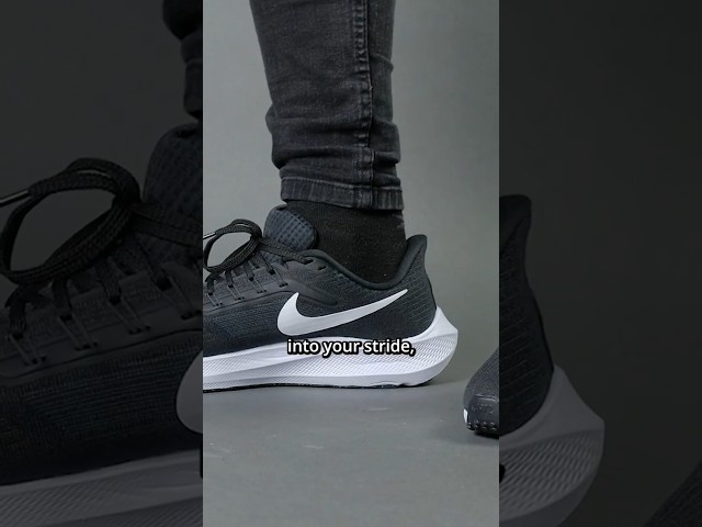 Vídeo relacionado con NIKE Air Zoom Pegasus 39 - Zapatillas para hombre, Negro, azul cloro, antracita, gris oscuro, 43 EU