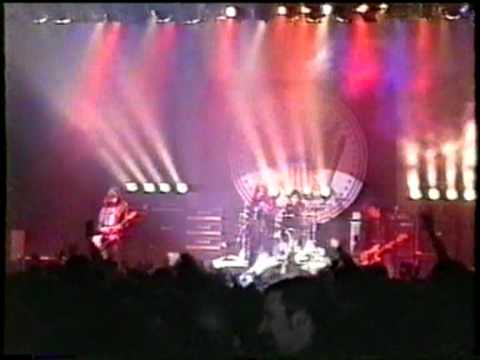 Ramones - Blitzkrieg Bop ( Budrio, Italy 1996-01-19)