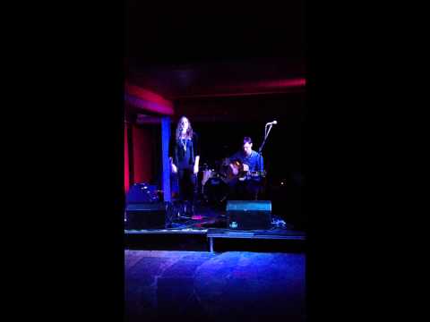 Amy Groden & David Hutchison Live at Broadcast - 23.01.14 - Autumn Leaves (cover)