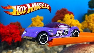 HOT WHEELS SUPERSTARTER AUTOGARAGE UND SPEED WINDERS TORQUE TWISTER RUBBER BAND MACHT