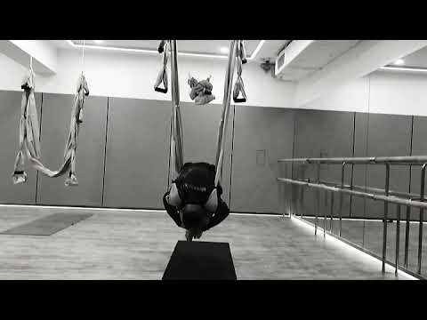 Dmitriy Melenevskiy - Fly Yoga
