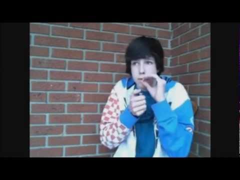 Smoking Weekly - OG Kush joint