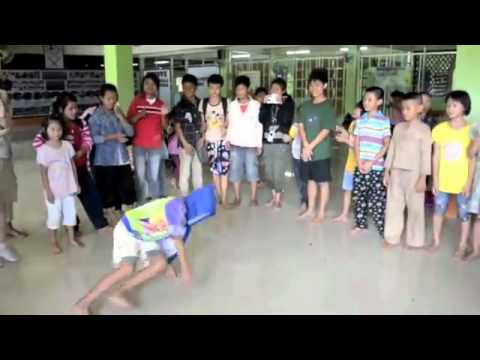 Literacy Education for Thai Minority Community