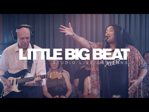 COUNT BASIC - MOVING IN THE RIGHT DIRECTION - STUDIO LIVE SESSION - LITTLE BIG BEAT STUDIOS