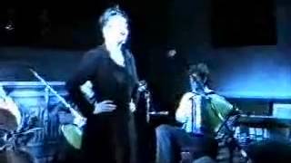 Madredeus - A Cantiga do Campo (ao vivo 1987)