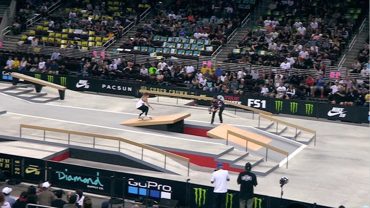 Lo mejor de Leticia Bufoni en la Super Crown '16