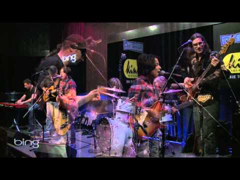 Vicci Martinez - Fly To Heaven (Bing Lounge)