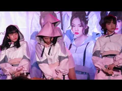 Satchan BNK48 - Beginner @ Mini More Market Gateway Ekamai 210619