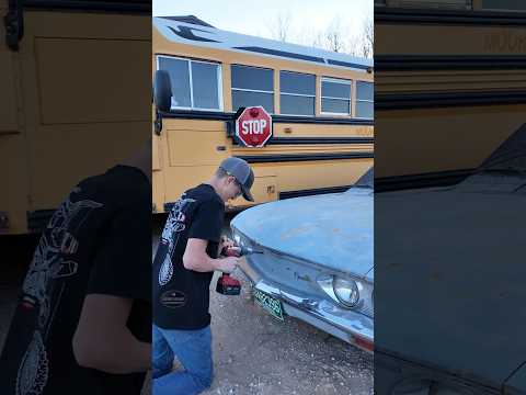 Junkyard Treasure Hunt 🔧