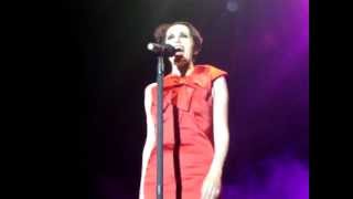 Un ramo de rosas - Luz Casal - Fuenlabrada 2012