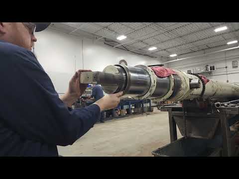 Landfill Tipper Hydraulic Cylinder Repair | Cylinders, Inc.