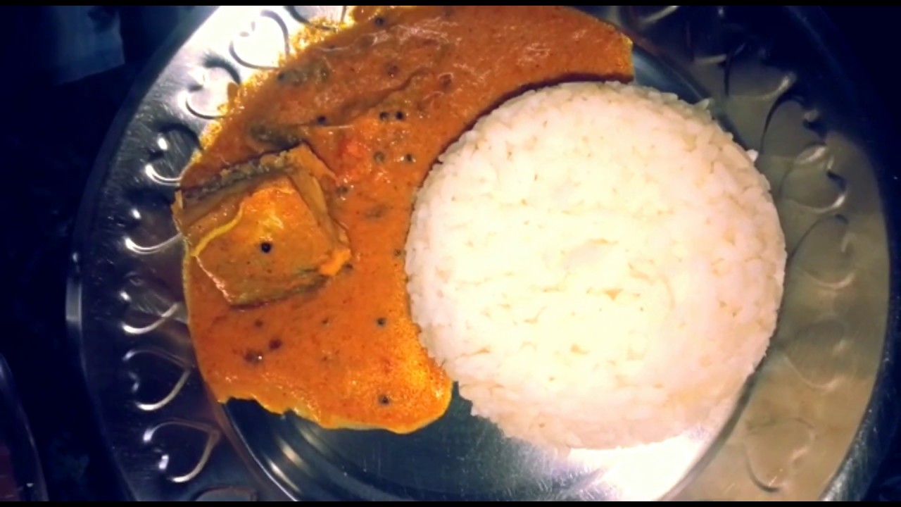 Manja parai Meen Kuzhambu/parai fish curry in tamil