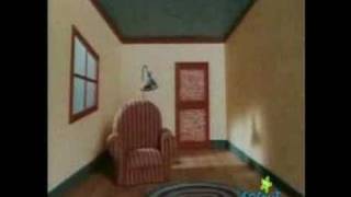 Sesame Street - Chickens comin&#39; in the window