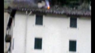 preview picture of video 'fuoco al camino del ristorante da vinicio a bagni di lucca'
