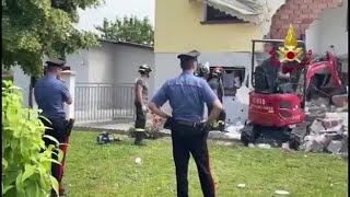 Scoppia bombola di gas a Teglio Veneto, una vittima: il video della casa distrutta dall'esplosione