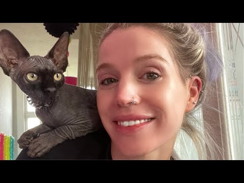 What it's really like to have SPHYNX Cats // A DAY IN THE LIFE VLOG !
