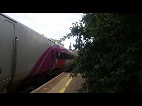 IE 201 Class Loco 233 + Enterprise Train-City Hospital