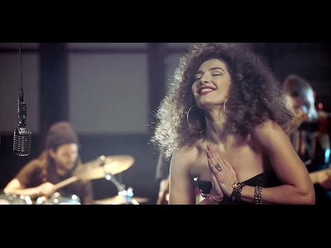 Delphine - Music [Official Video]