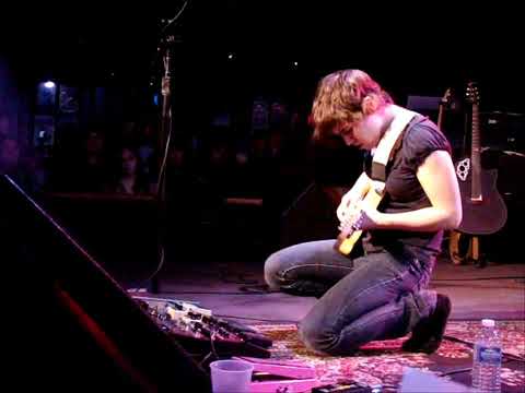 19/22 Kaki King - You Don't Have To Be Afraid (2 of 2) @ Belly Up Tavern, Solana Beach, CA 05/23/10